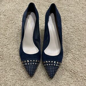 BCBG Generation navy with studs size 10